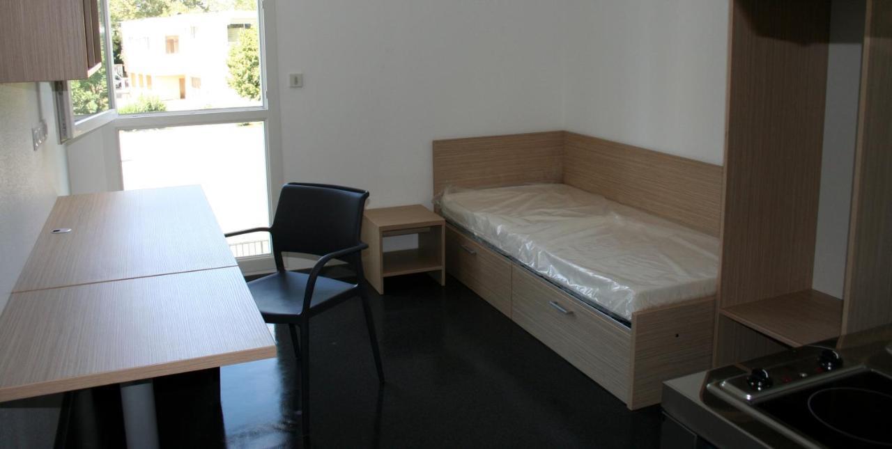 Marguerite Aparthotel วีเลอร์บาน ภายนอก รูปภาพ